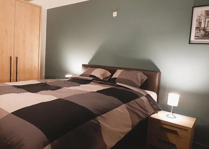 Hotel Self-service Tri Beneu 2*